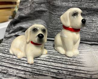Vtg salt and pepper shakers