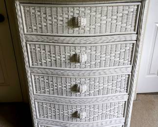 Vtg White Wicker Drawer Chest