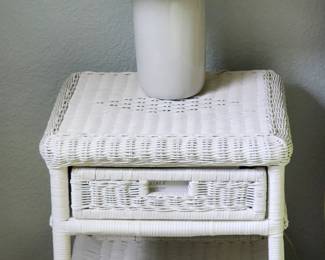 Vintage White Wicker Nightstand & Lamp