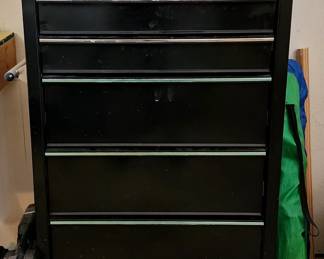 Husky Rolling Tool Cabinet 