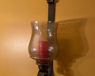 Pair of wall sconces 