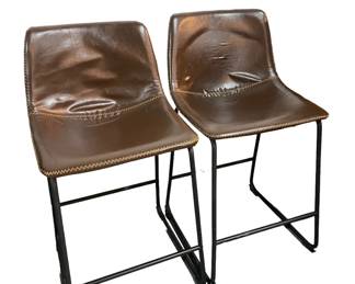$180 USD      Pair Brown Leather Roundhill Furniture Counter Armless Stools EK221-8     Upgrade your home decor with this pair of stylish Brown Leather Counter Stools from Roundhill Furniture. Made with durable leather and a sturdy frame, these stools add a touch of sophistication to any counter or bar area. With comfort and elegance in mind, these stools are perfect for entertaining guests or relaxing with a meal.

Dimensions: 19 x 19 x 35   S=24

Condition: Very good condition.

Local pick up Merrifield, VA.  Contact us for shipper suggestions.      https://goodbyhello.com/products/copy-of-pair-iron-back-counter-stools-w-green-velour-seat-ek221-7?_pos=4&_sid=cb561db5b&_ss=r