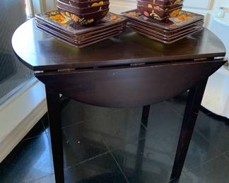 small double drop leaf table, 2 chairs come with