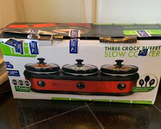 3 crock pot buffet
