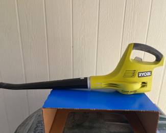 Ryobi Cordless Leaf Blower Sweeper 
