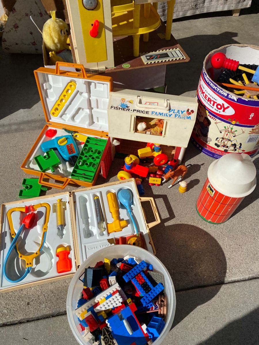 Clean Bellflower Estate Sale starts on 2/1/2024