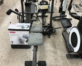 Exercise equipment 