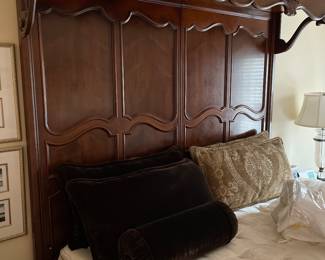 King Henredon Bedframe