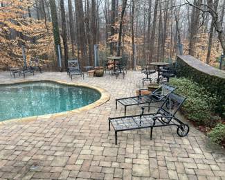 Frontgate pool furniture 