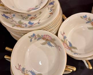 Bouillon 2 handled Cups/Saucers Quality 