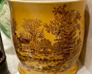 Vintage Biscuit Jar size / no lid  