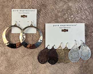 Pure Expressions earrings (new)