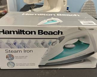 Hamilton Beach steam iron (open box)