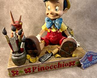 Jim Shore figurine (1 of 2)