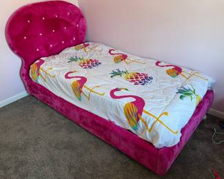 Pink velvet twin bed