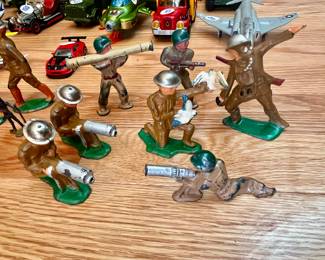 cast iron army men