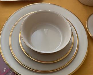 We think there are 19 place settings of this beautiful Lenox. Still have 10 place settings left with some serving dishes.