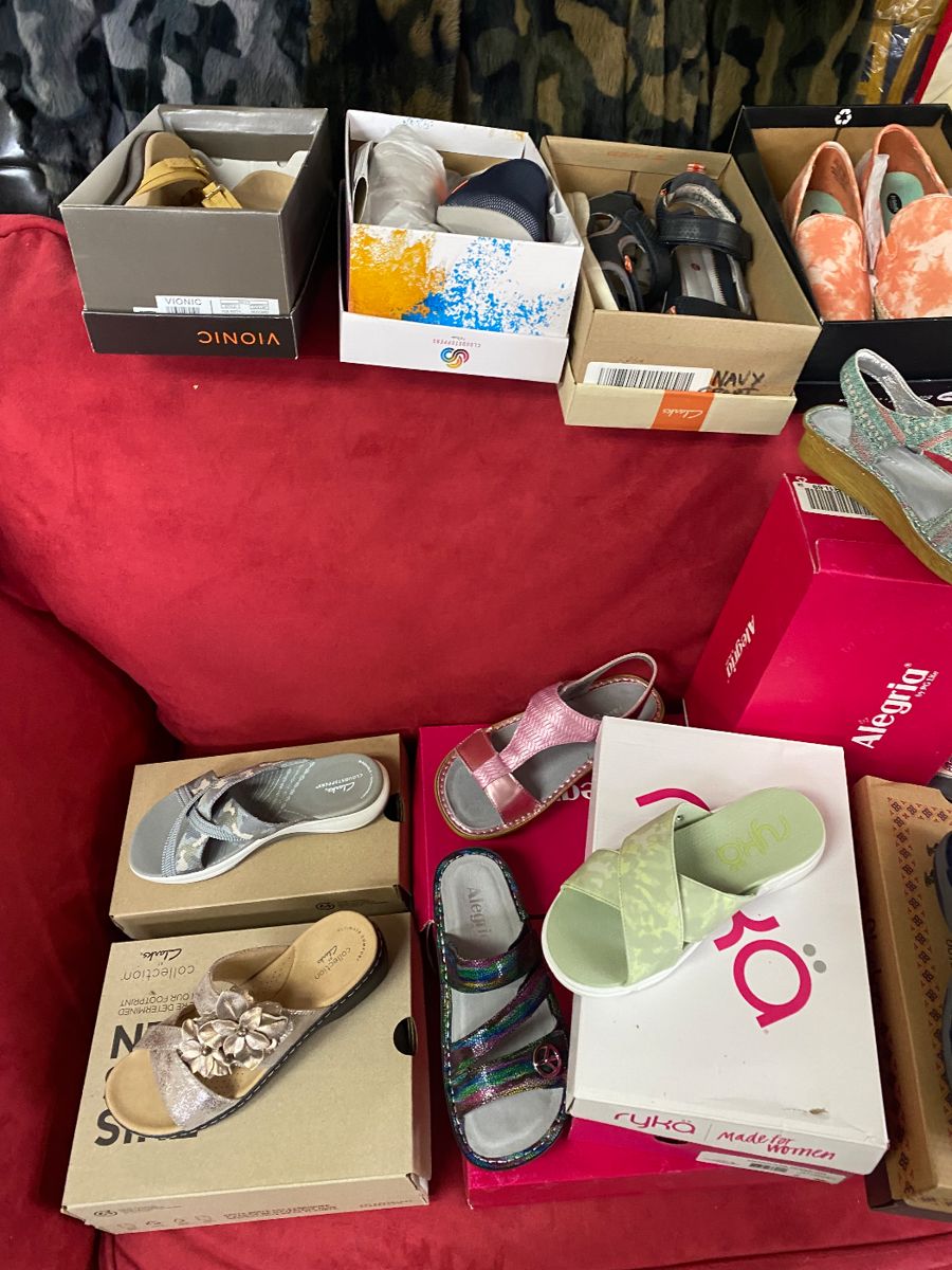 UNBELIEVABLE SALE FOR THE LADIES in Lemoyne, PA starts on 2/1/2024