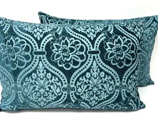 Blue Velvet Pillow Set