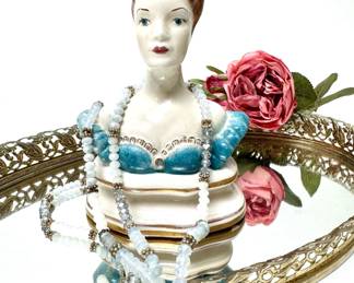 Vintage Carlton Bust of a Lady