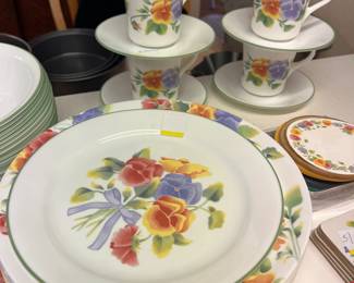 Corelle, Pansy  Summer Blush