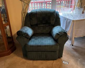 Teal chair/recliner