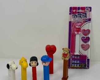 Peanuts & Valentines Pez Collection