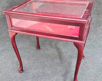 SHOWCASE END TABLE