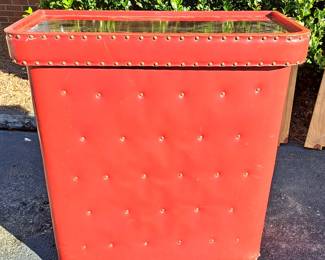 VINTAGE FOLDING BAR RED VINYL FRONT