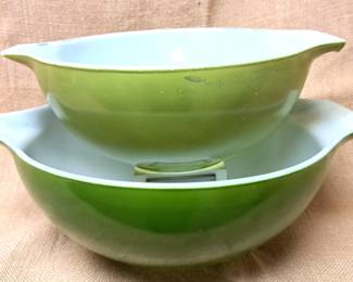 PYREX BOWLS