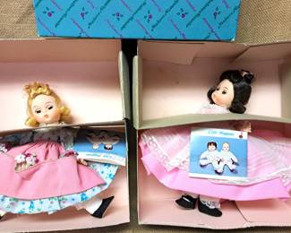 DOLLS MADAME ALEXANDER