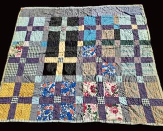 ANTIQUE SCRAP QUILT