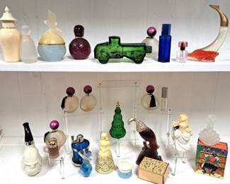 PERFUME BOTTLE LOT