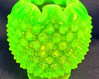 VASELINE HOB NAIL GLASS