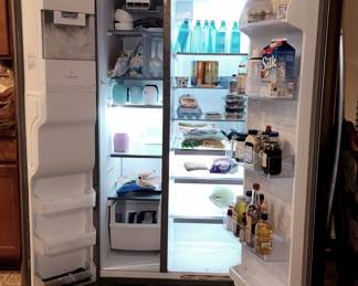 Whirlpool Side by Side Refrigerator w/ Ice Maker 