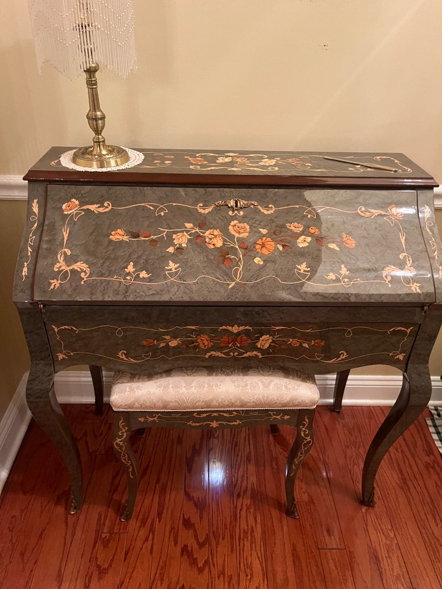 HALF PRiCE SUNDAY!!!Flemington Estate Sale starts on 2/3/2024