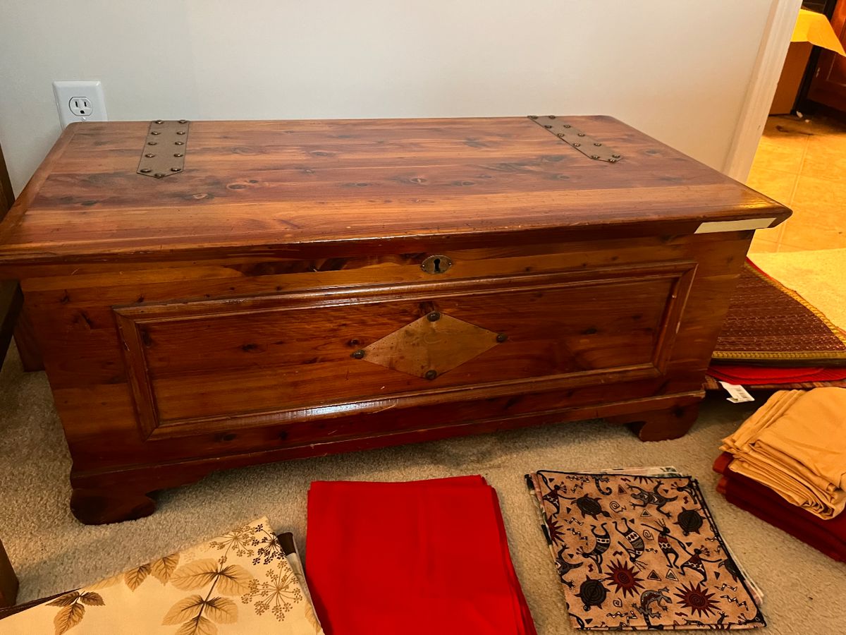 Best Estate sale in Collierville tomorrow.... starts on 1/28/2024