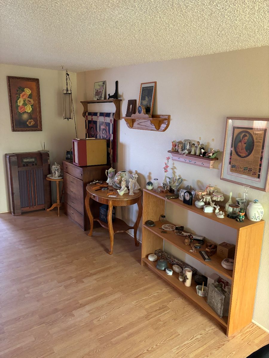 Large Nipomo Estate Sale starts on 2/2/2024