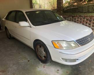 2003 Toyota Avalon, 125,000 miles, 1 owner.