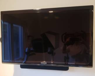 Large Flat Screen Smart TV