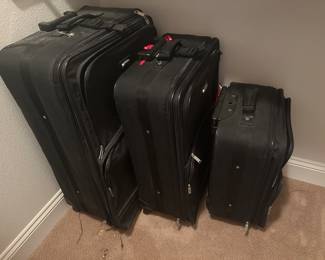 Set of 3 luggage pieces