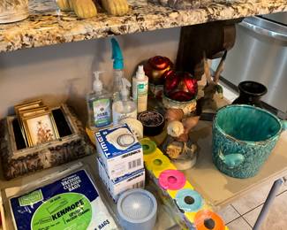 Items in kitchen - bar area