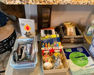 Items in kitchen - bar area