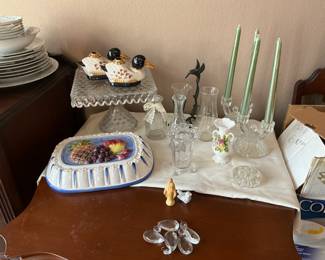 Close up if items on previous table 