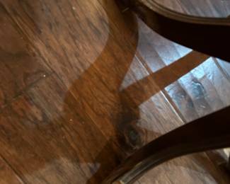 Feet/legs of vintage table