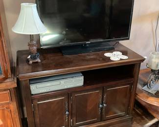 Samsung TV & media cabinet