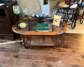 Coffee table with decor