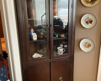 Corner Cabinet