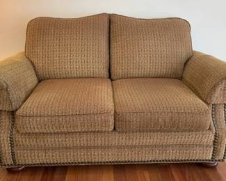 Loveseat 
