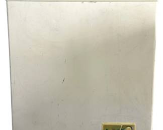 Avanti Chest Freezer